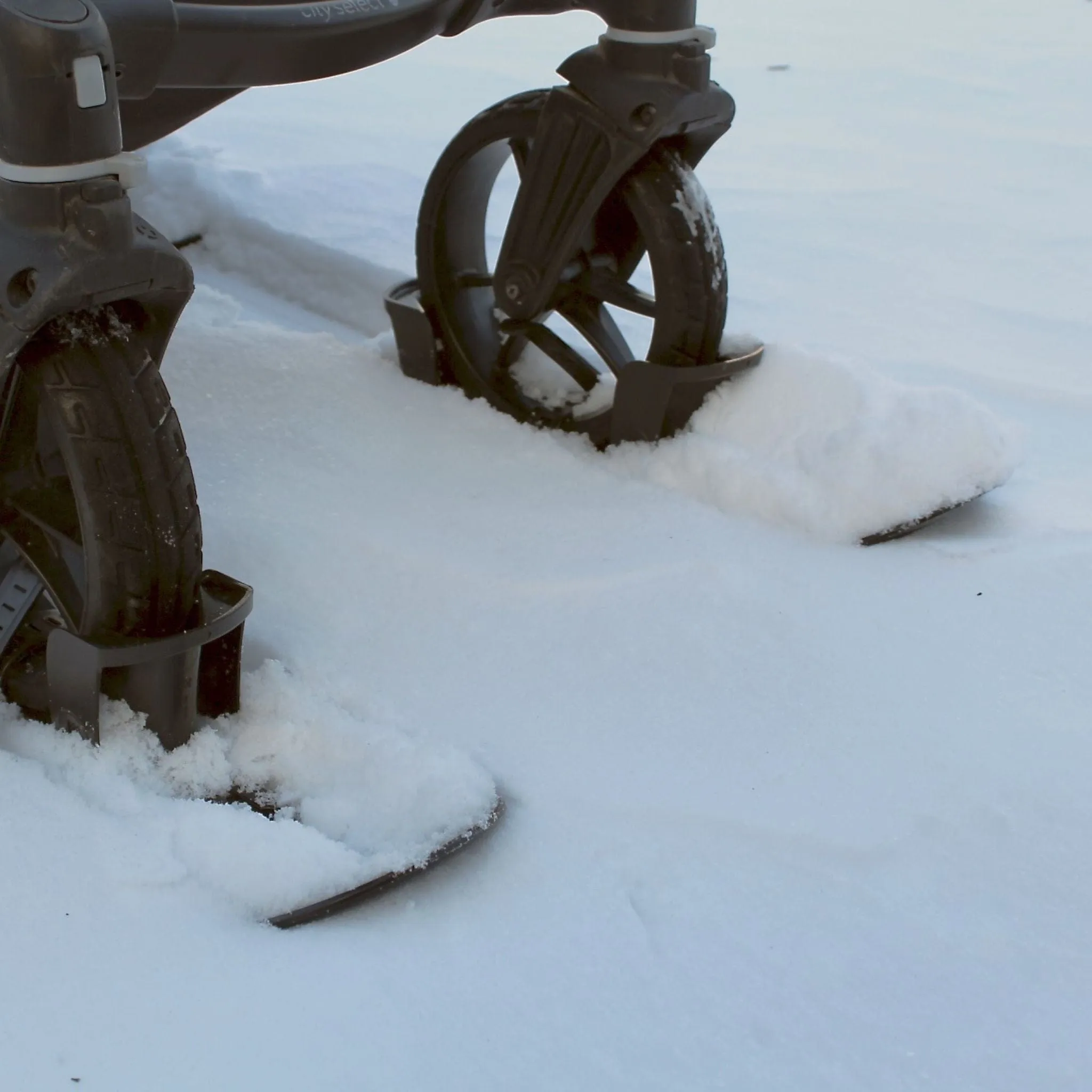 4 Ski attachments