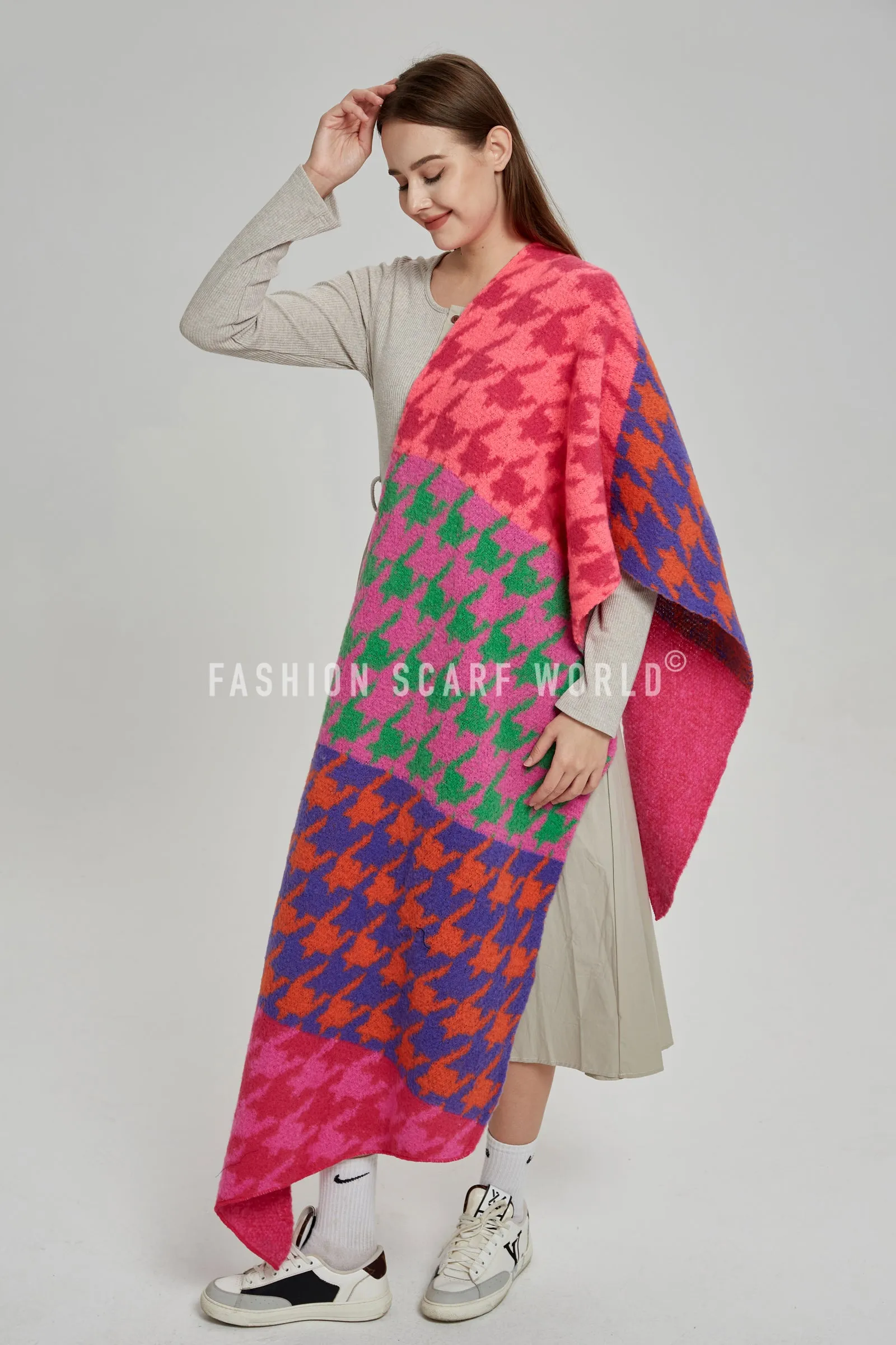 Houndstooth Stripe Print Diagonal Edge Wool Scarf