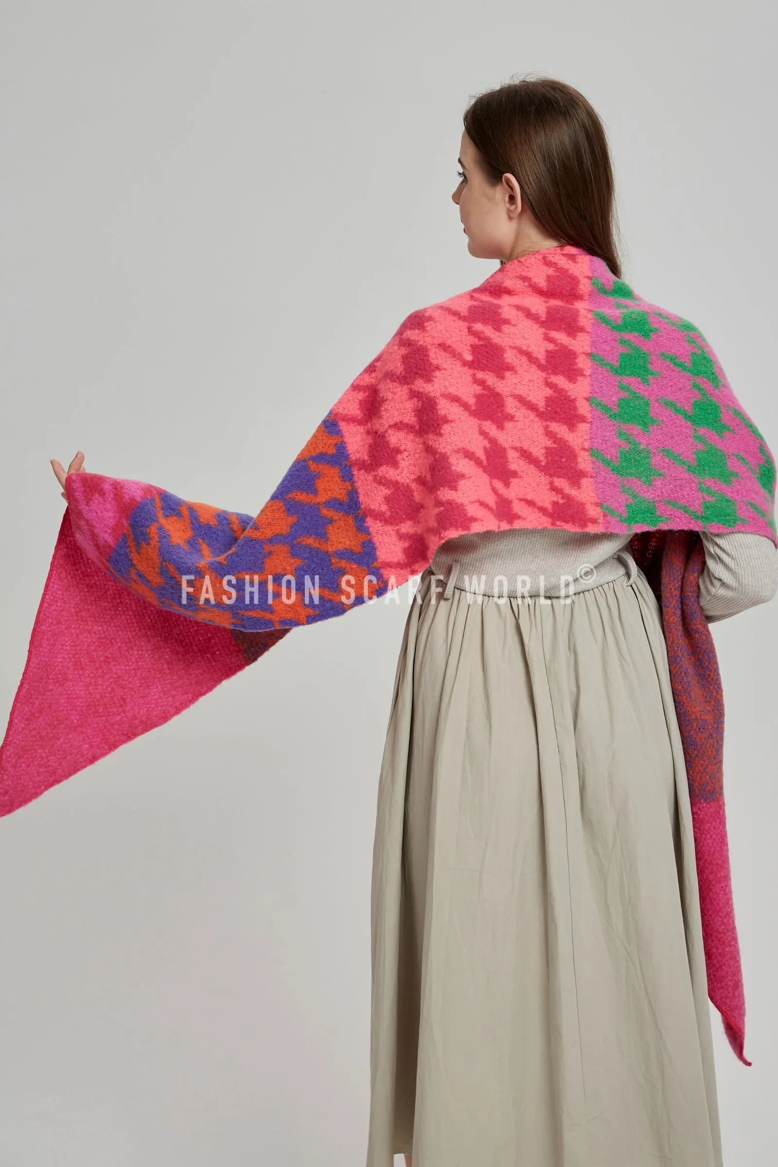 Houndstooth Stripe Print Diagonal Edge Wool Scarf