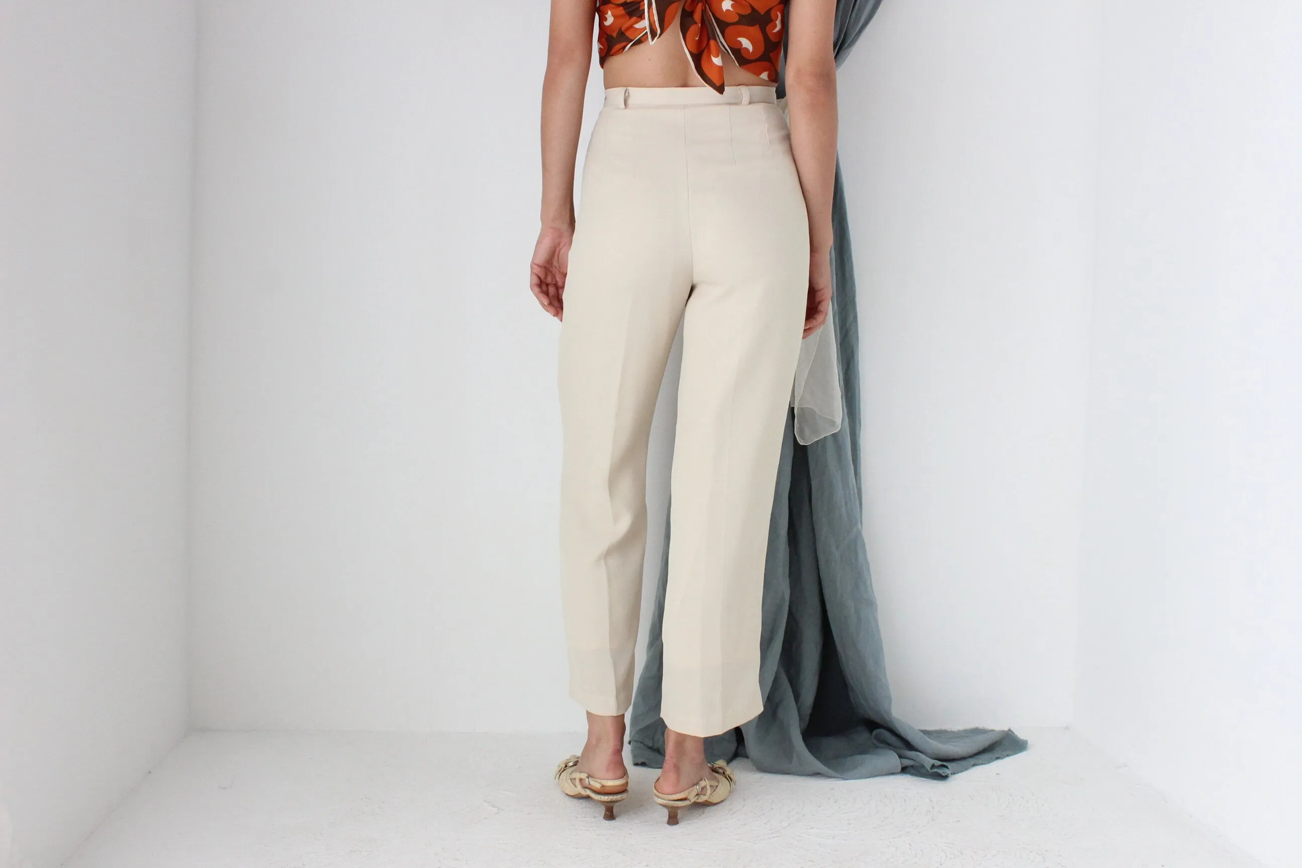 MADE IN ITALY 90s Cream Crepe Cropped Trousers