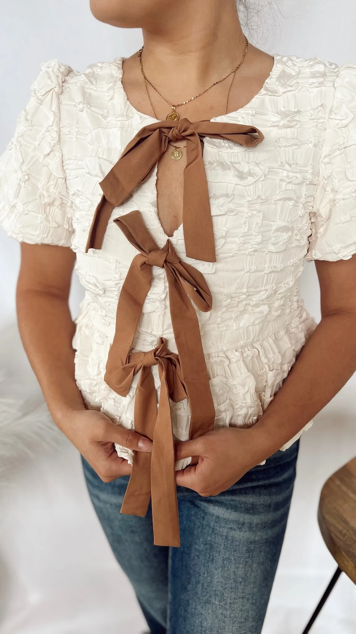 The Bow Up Top