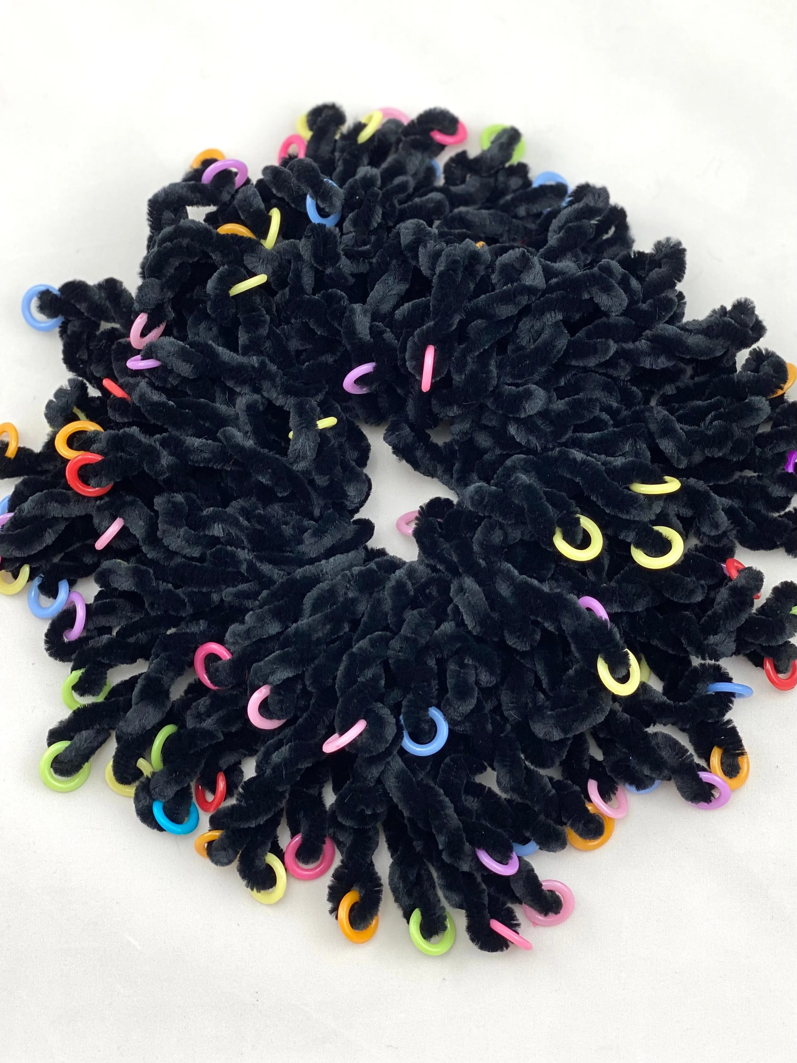 Volumizing Scrunchie Band - Black