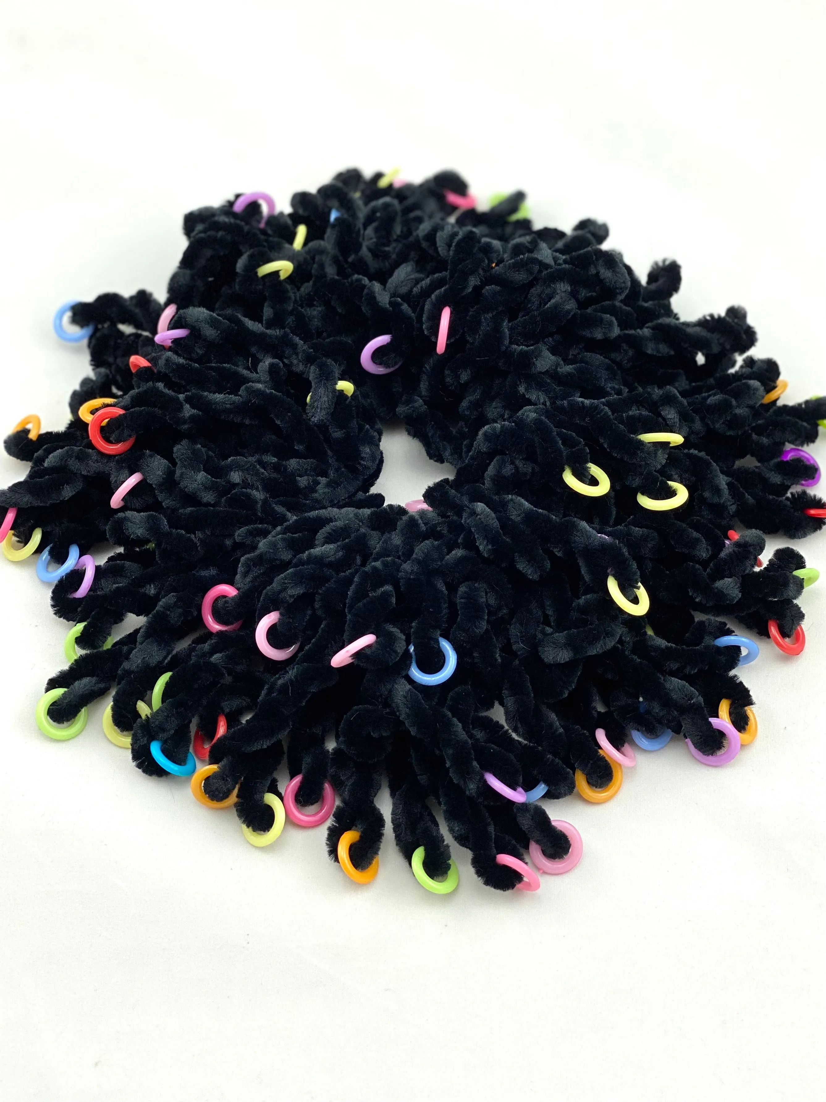 Volumizing Scrunchie Band - Black
