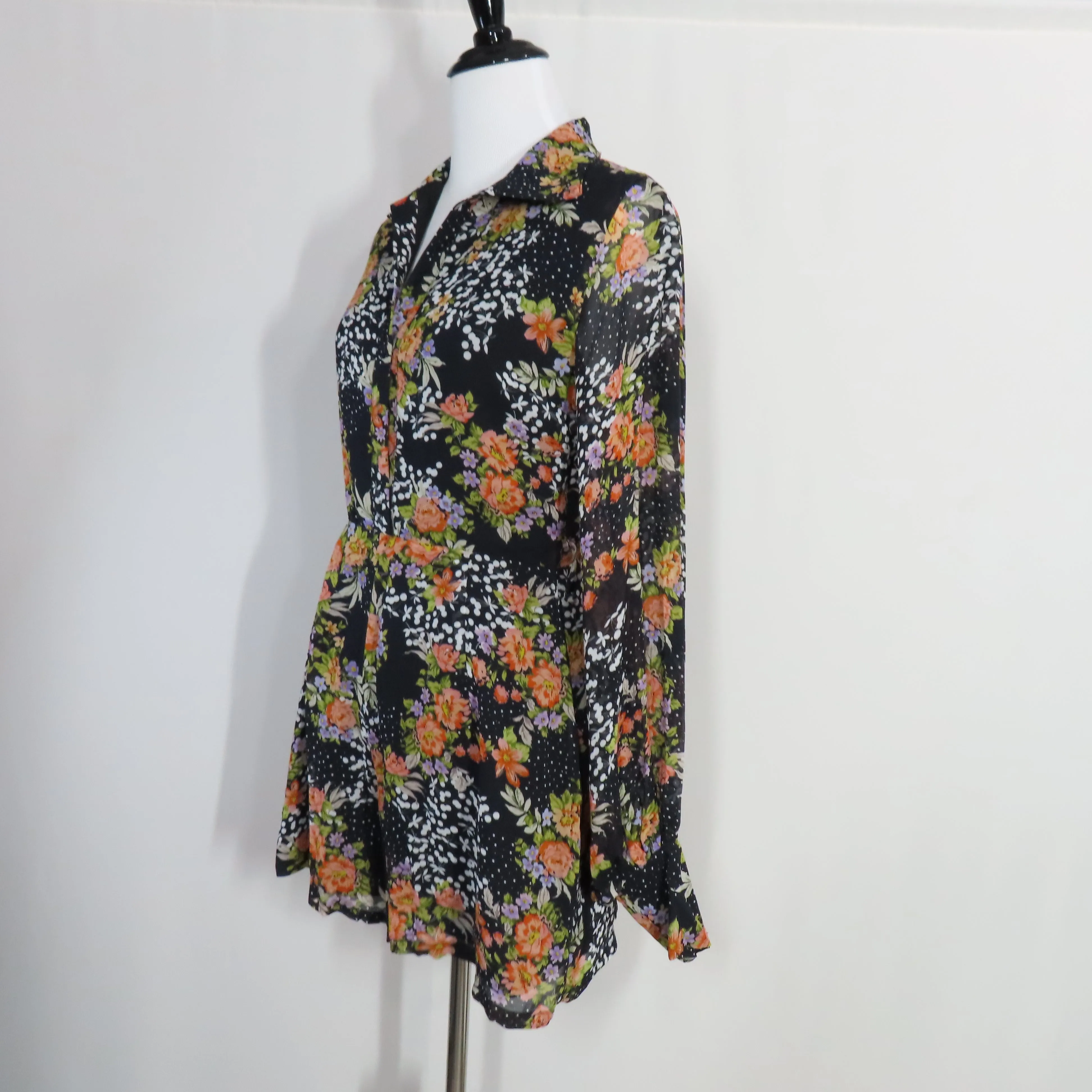 Yumi Kim Midnight Magic Black Floral Long Sleeve Button-up Collar Perry Romper Size X-Small
