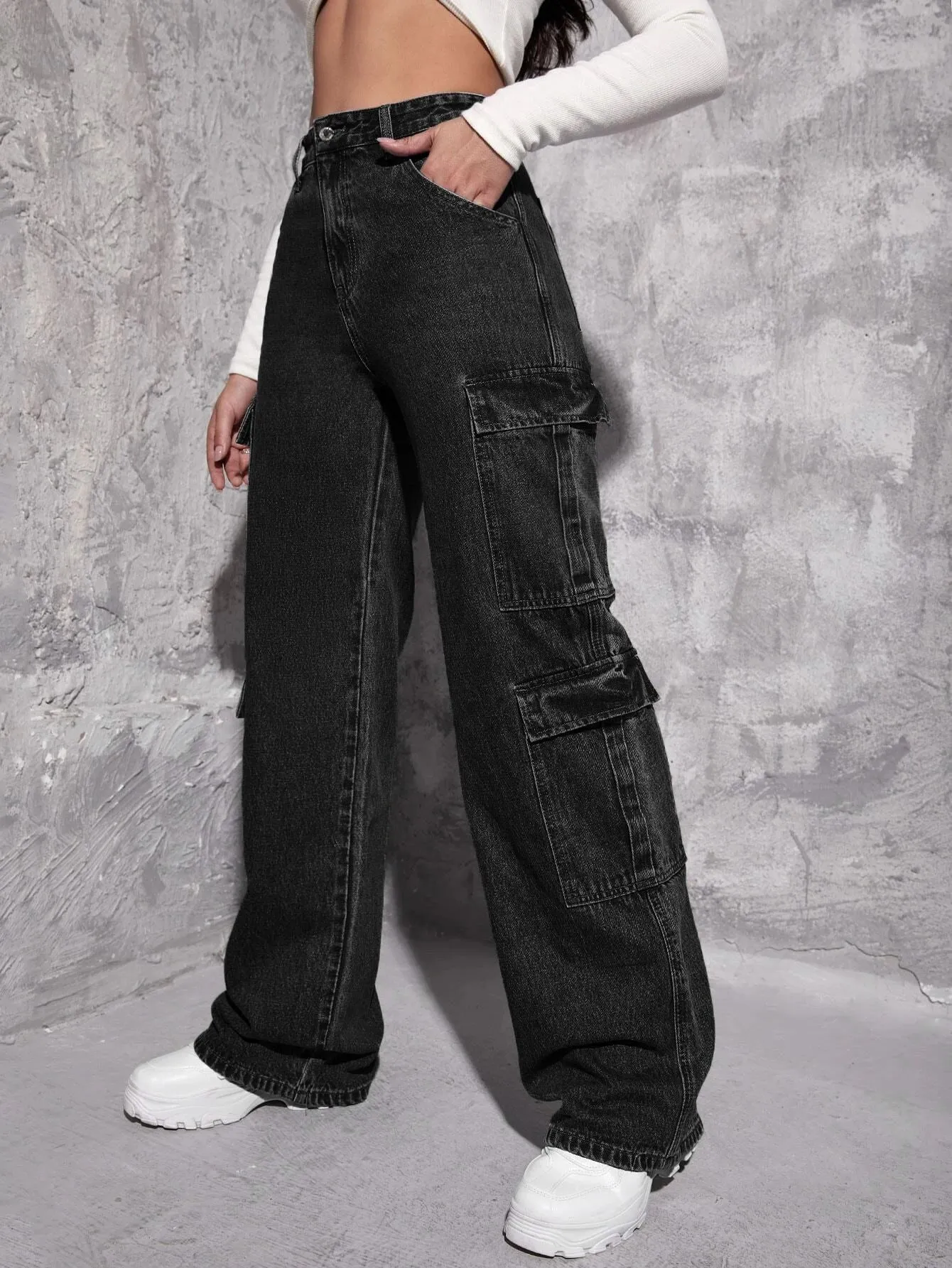 Zipper Fly High Waist Cargo Jeans